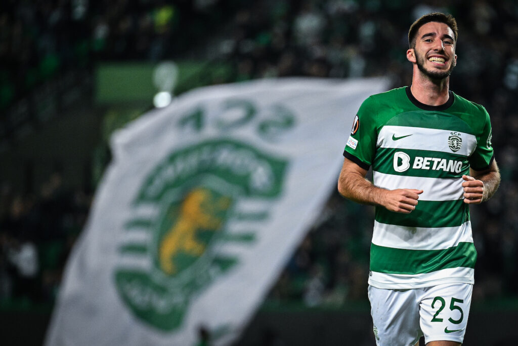 Arne Slot wants Gonaclo Inacio