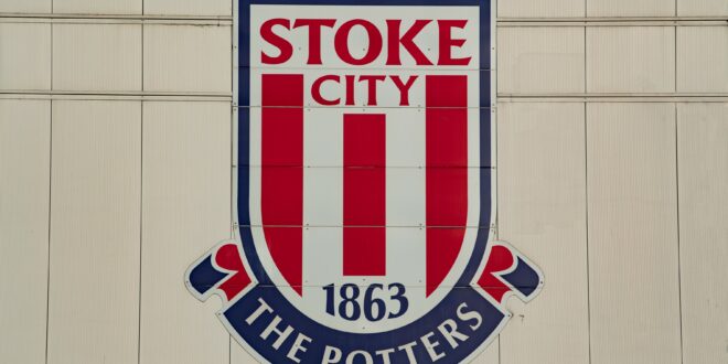 Stoke City in talks to agree deal with playmaker