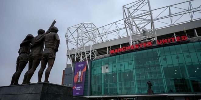 Man United reach agreement with Joshua Zirkzee agent, player convinced about move