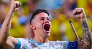 Colombia survive Uruguay attack to advance to finals