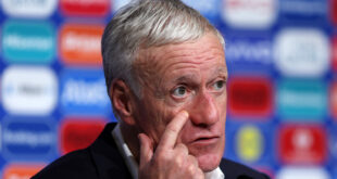 Deschamps gets vote of confident for 2026 from FFR boss Diallo