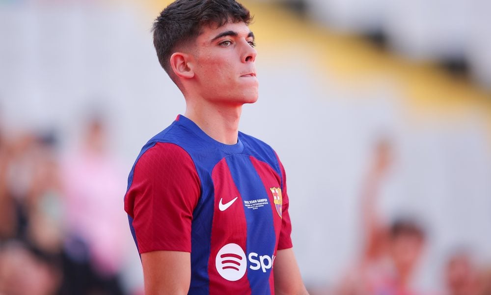 Barcelona must decide on defender’s future before release clause drops to €3 million