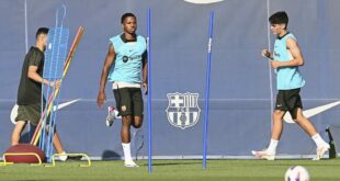 Hansi Flick stunned by young Barcelona duo’s incredible training performance