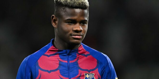 Barcelona decide to retain 20-year-old defensive talent, will revisit situation in January