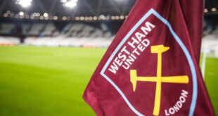 Alexander-Arnold-esque player offered to West Ham for transfer