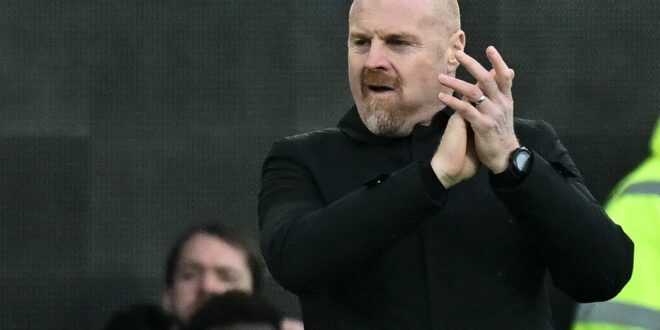 Sean Dyche gives crucial fitness update after decimated Everton lose to League Two team