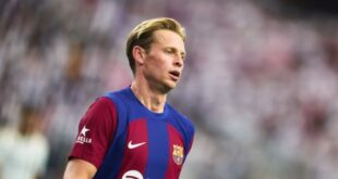 Koeman Blames Barcelona For De Jong’s Serious Ankle Injury