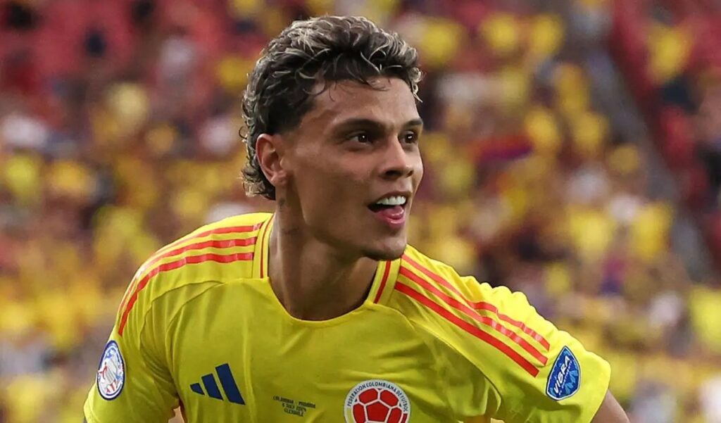 Man United preparing £17m offer for Colombia international Richard Rios