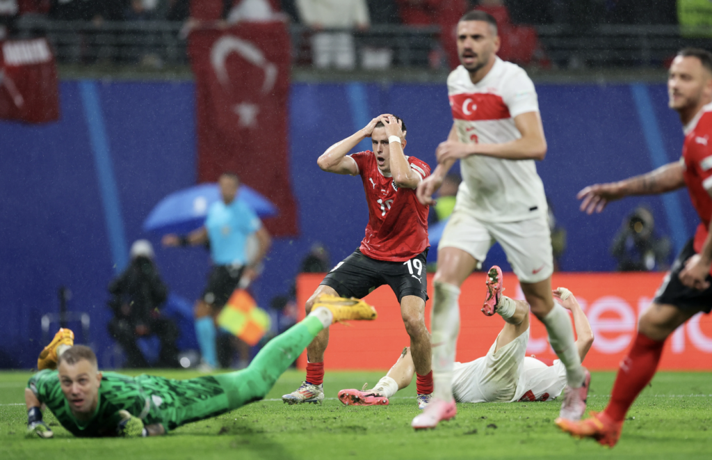 Mert Gunok’s wonder save keeps Turkish hearts pounding into the last 8