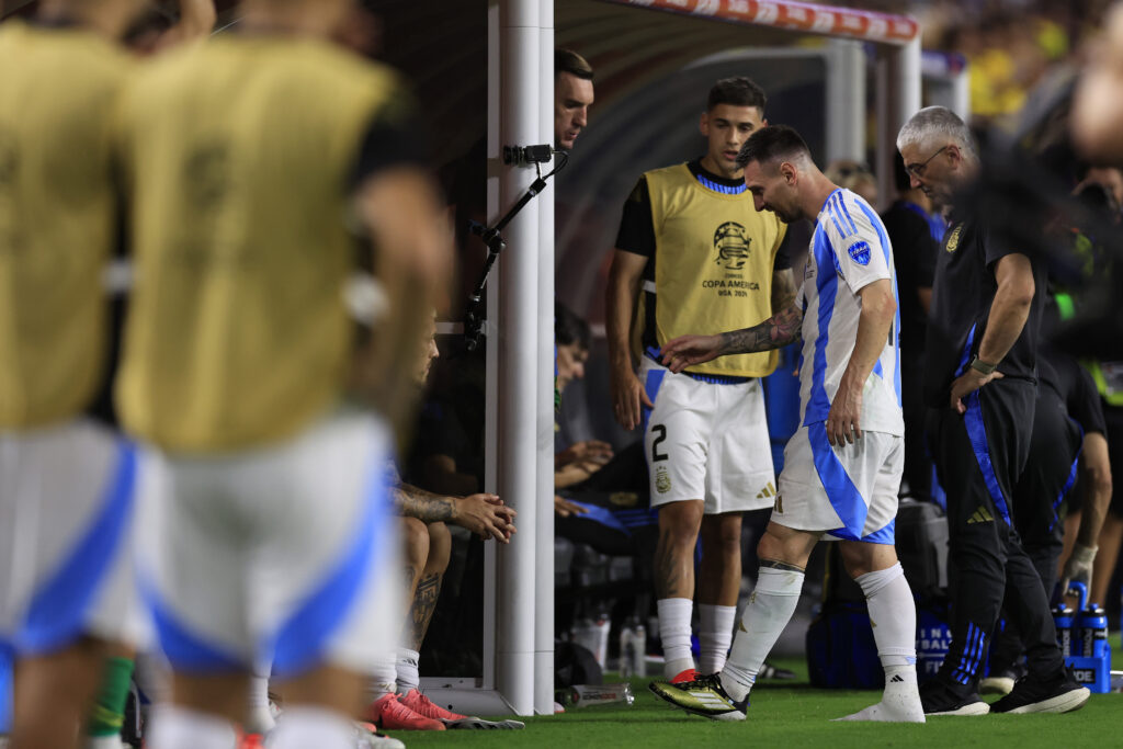 Lionel Messi exits Copa America final in tears due to injury