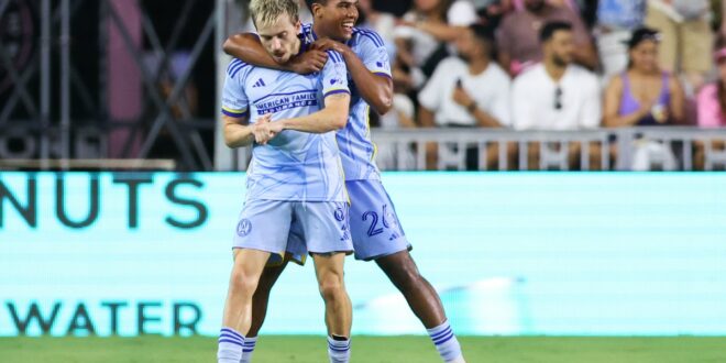 Chelsea continuing talks over left-back