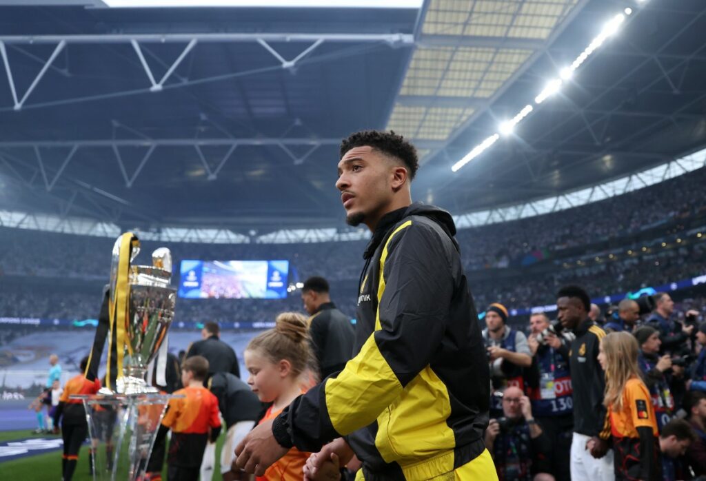 Juventus speaking to the representatives of Jadon Sancho