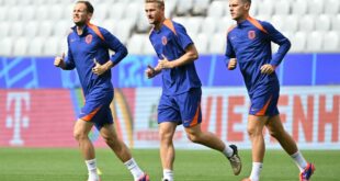 De Ligt transfer hint from Bayern chief amid Utd links