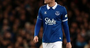 Sean Dyche gives update as Jarrad Branthwaite misses Everton friendly amid Man Utd links