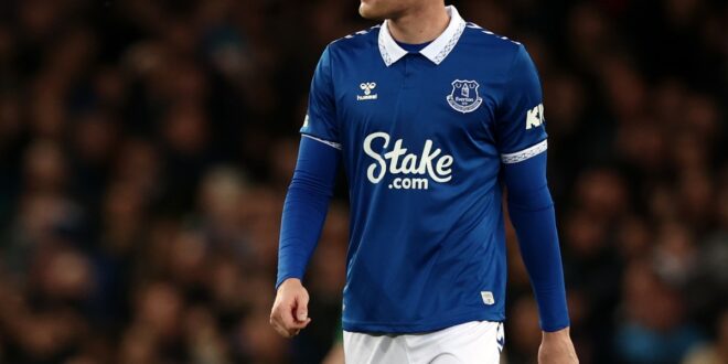 Sean Dyche gives update as Jarrad Branthwaite misses Everton friendly amid Man Utd links