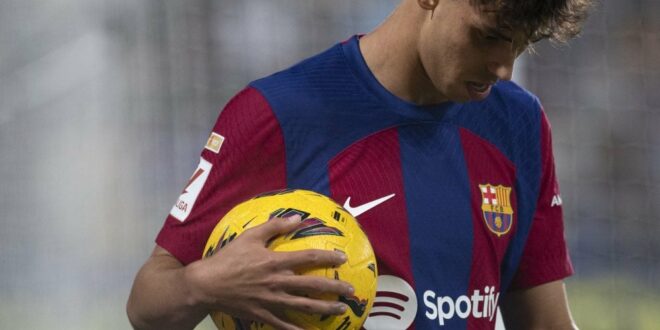 La Liga forward ‘certain’ he will be unable to play for Barcelona