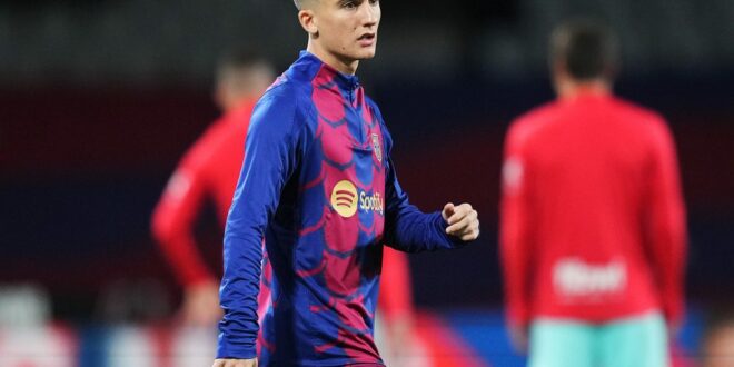 Barcelona’s 19-year-old midfield jewel not listening to any offers