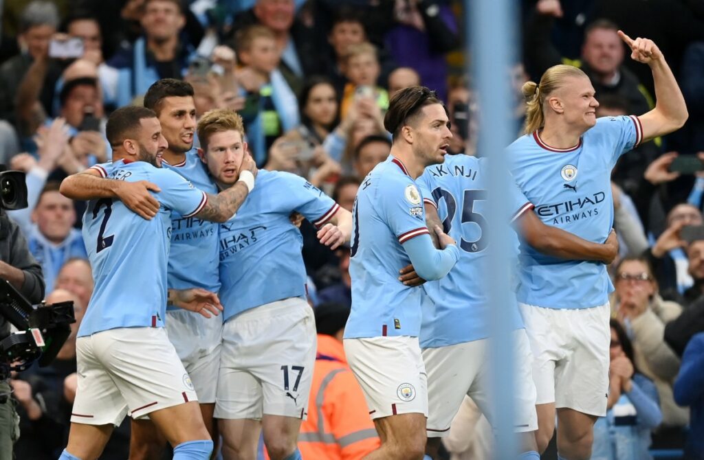 £100m Manchester City player linked with a move to Premier League opposition