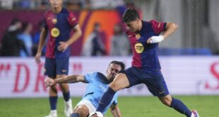 Barcelona pre-season top scorer suffers discomfort after impressing against Man City