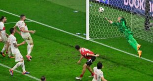 Euro 2024: Turkey through in thriller + save of the tournament