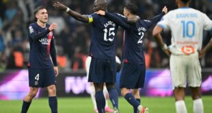 Man United in talks over PSG ace