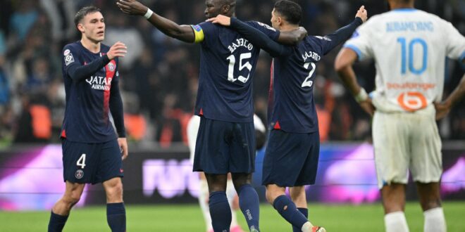 Man United in talks over PSG ace