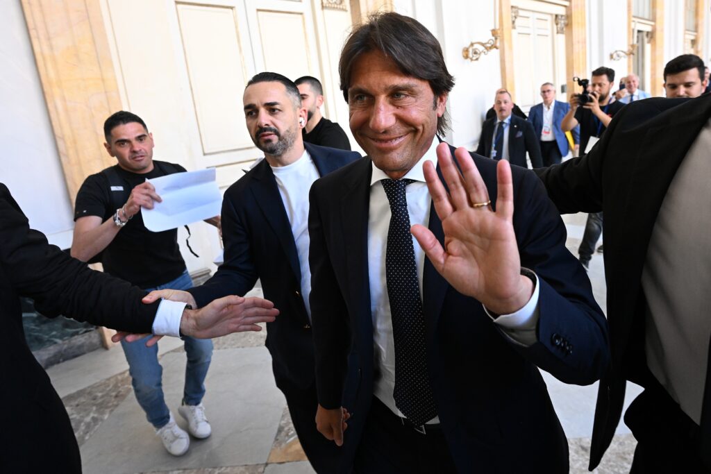 Conte activates Chelsea link meeting held with ‘phenomenal’ ex-Blues star