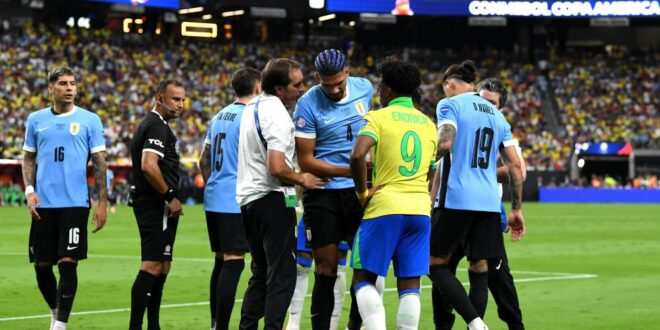 Barcelona defender could be out for two months through hamstring problem – report