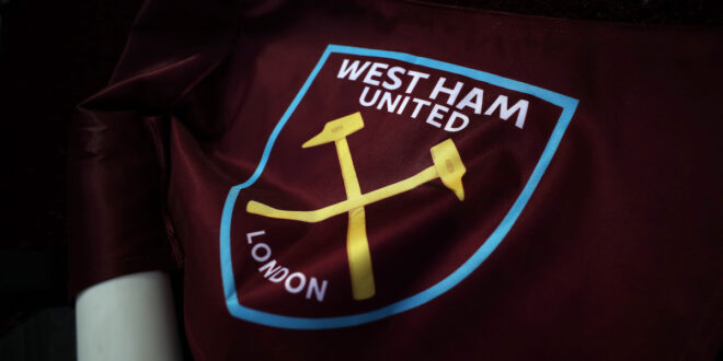 West Ham submit bid to sign striker from Premier League rivals