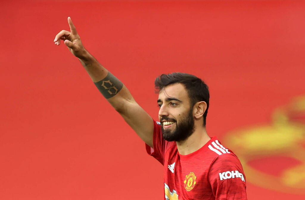 Fernandes Explains Why Extended Manchester United Stay Despite Having ‘Exciting’ Offers