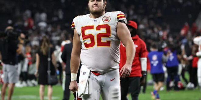 Chiefs Make Creed Humphrey The Highest Paid Center In The NFL