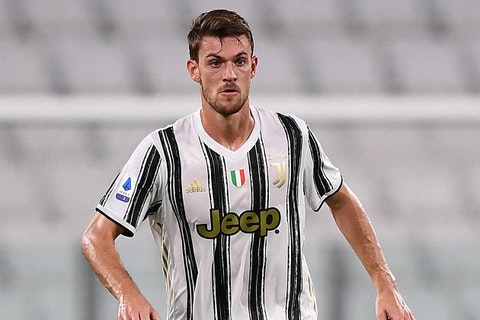 Rugani’s agent arrives in Turin to find a solution for his client