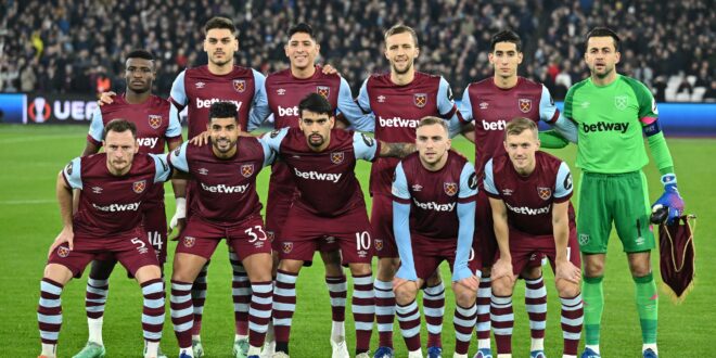 First-team player pushing to leave West Ham before deadline day