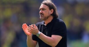 Leeds boss Farke makes transfer admission after Sheff Wednesday win