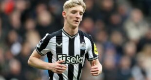 Liverpool given hope to sign Anthony Gordon from Newcastle United