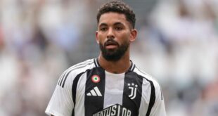 Douglas Luiz reveals what impressed him the most after joining Juventus