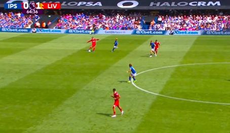 Virgil van Dijk produces unbelievable pass in build-up to Salah goal