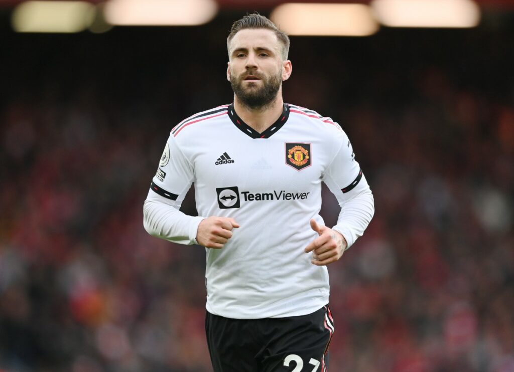 Roy Keane lays into new Chelsea signing with foul-mouthed Luke Shaw comparison