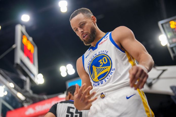 Steph Curry has agreed to a one-year,  million extension with the Golden State Warriors