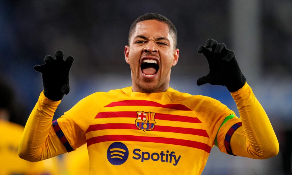 Barcelona reject €28 million offer from Everton for teenage forward