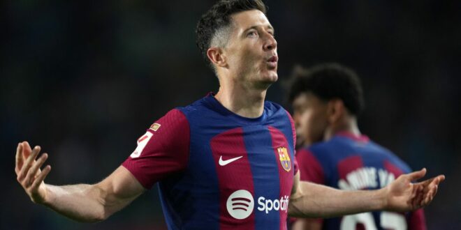 Barcelona players complained about veteran superstar’s pressing ability last season – report