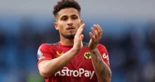 Man United turn attention to 23-year-old Wolves midfielder