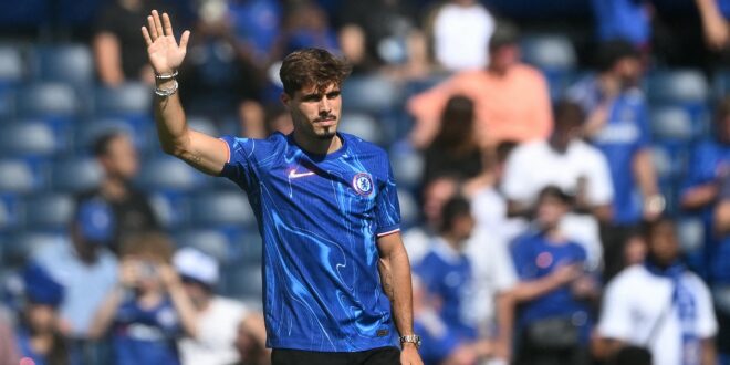 Chelsea transfer strategy slammed by journalist Rory Smith