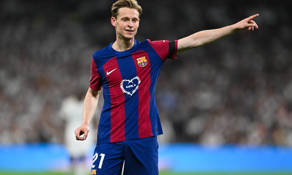 Barcelona hand 15-day ultimatum to star midfielder amid fitness concerns