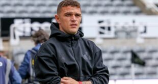 Turkish teams target Trippier as Newcastle mulls offers