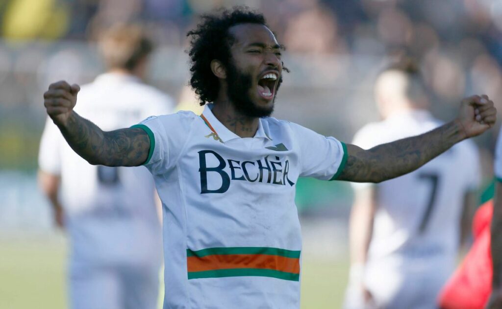 Venezia award Serie A promotion hero Busio with new deal