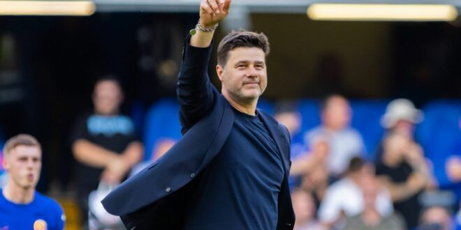 What trophies has Mauricio Pochettino won?