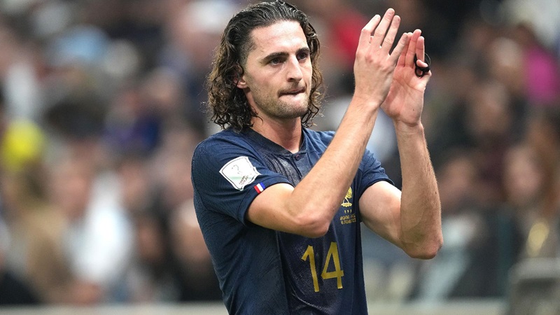 Veronique Rabiot closes the door on Juventus return