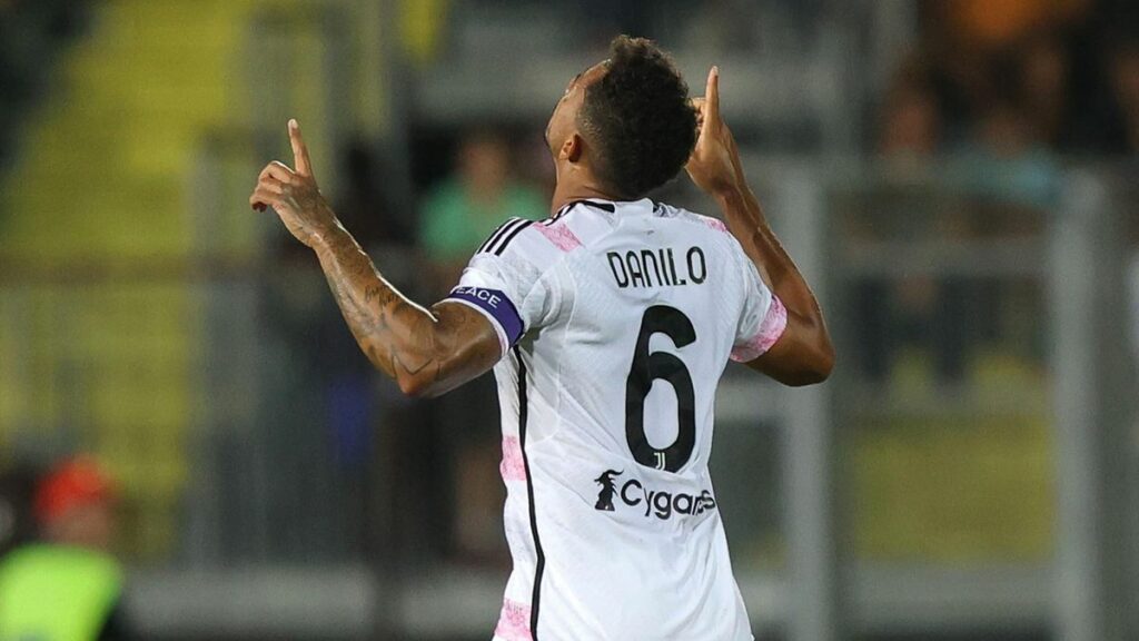 Danilo pushing for starting role vs PSV – Motta has a selection dilemma