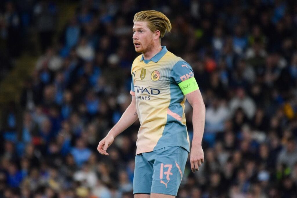 Manchester City v Arsenal: Kevin De Bruyne could be involved after injury worry